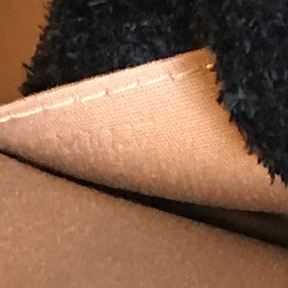 SOLD 🥳Louis Vuitton Roxbury Drive in Vernis Monogram - Picture 14 of 16